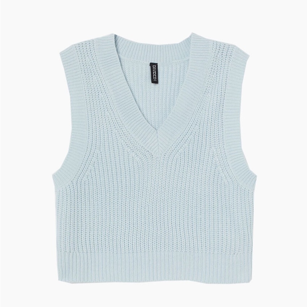 H&M Baby Blue Crop Sweater Vest